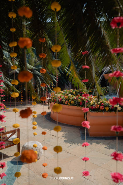 Floral detail and Ceiling — Mehendi decor — Taj Exotica